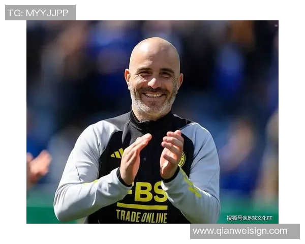 24号足球球星的风采与成就解析：从经典球员到现代巨星的演变